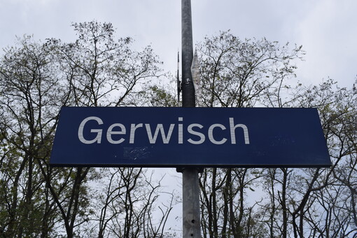 Ein Haltestellenschild mit der Aufschrift `Gerwisch´